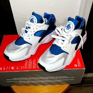 Nike huarache “Metro blue”